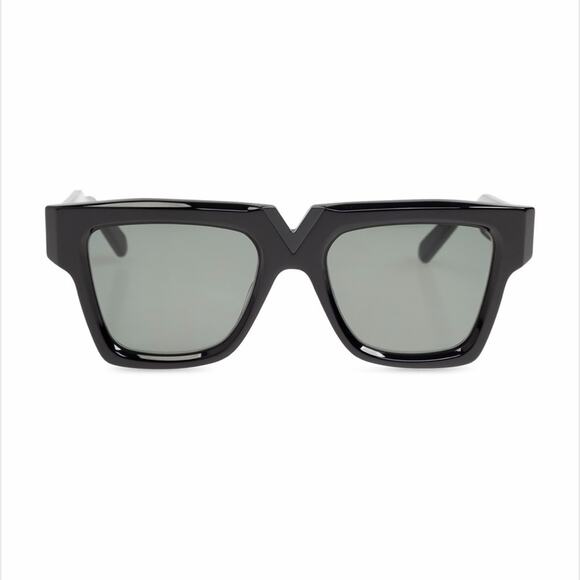 New! Valentino V GOLD I VLS 162A, Chic Black Sunglasses, Authentic main image 6